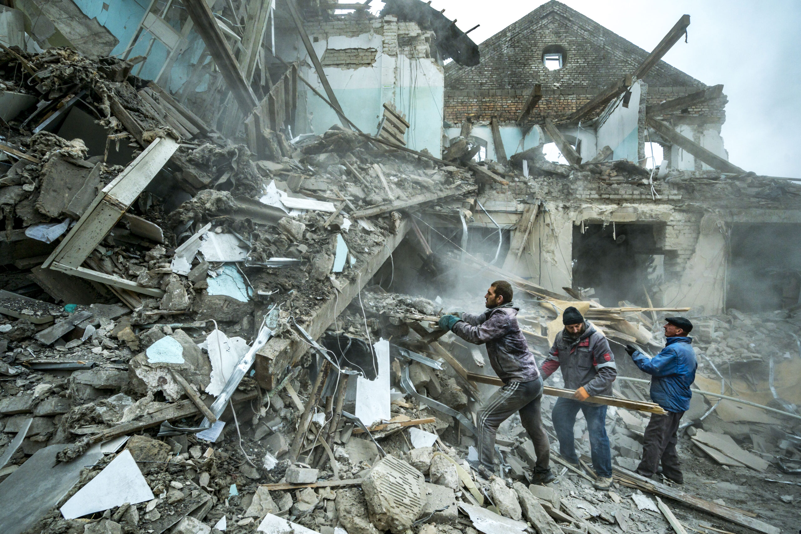 Teams paintings ‘across the clock’ to help repair energy to hundreds of thousands in Ukraine