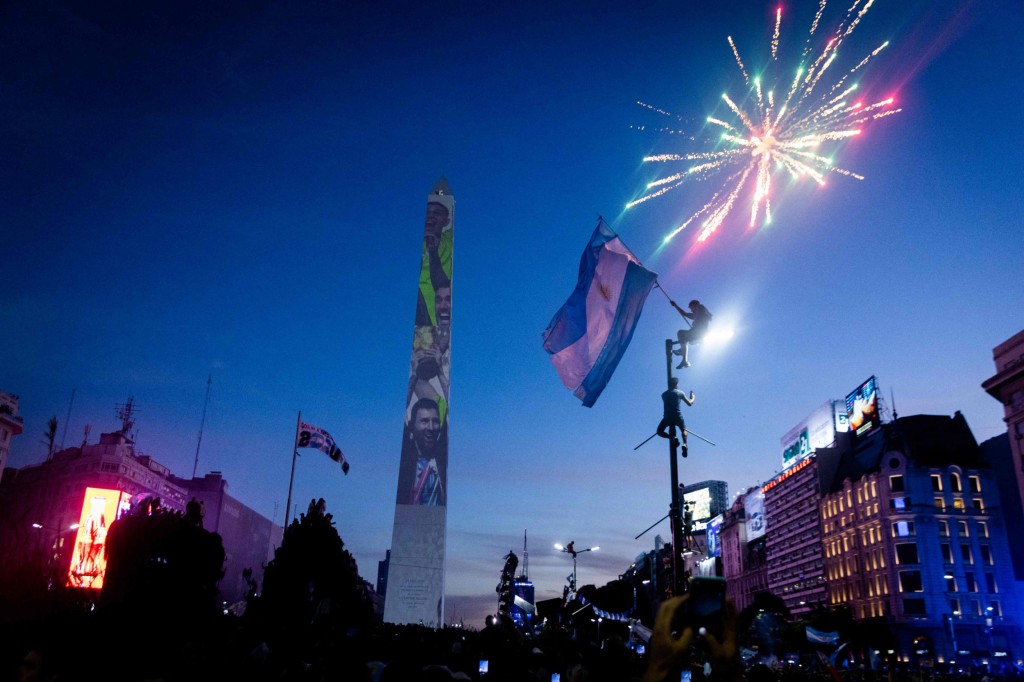 Fireworks over the Obelisk in Buenos Aires last night