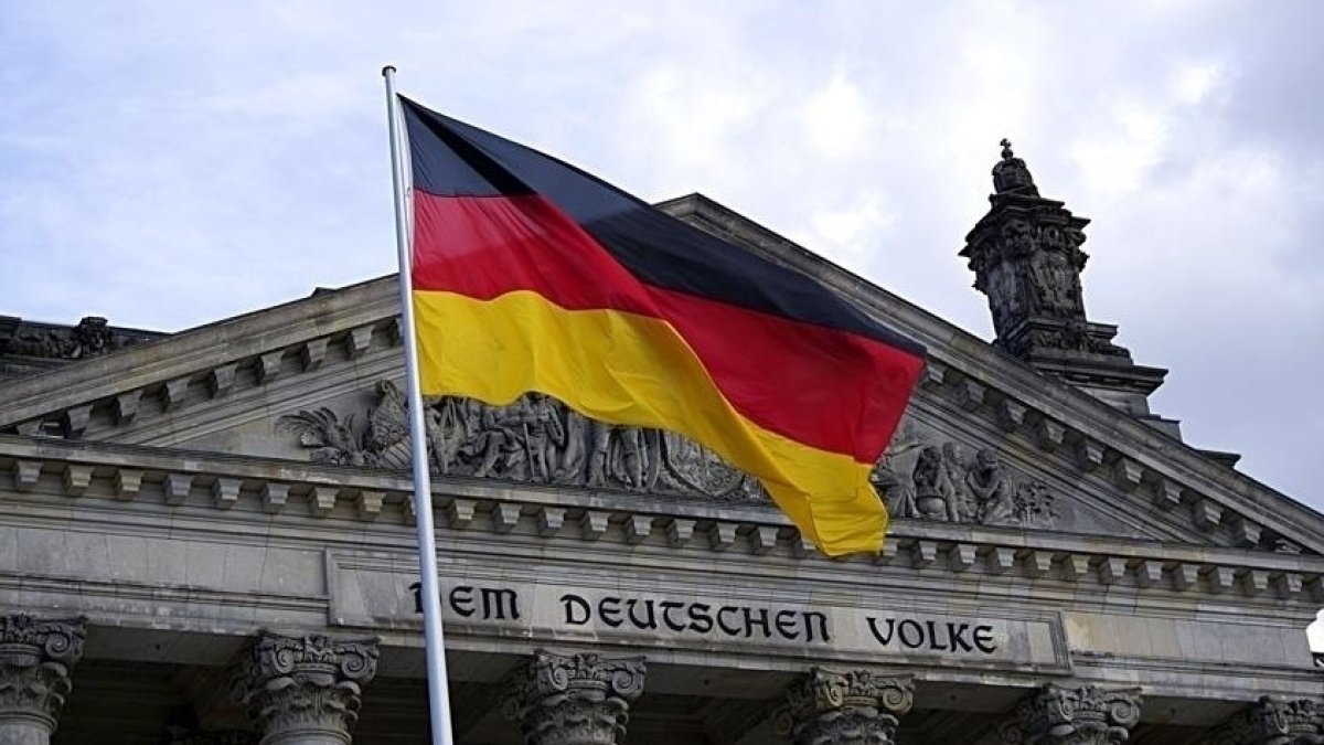 Germany introduced the number of other people joining the 15 may organization PKK/YPG