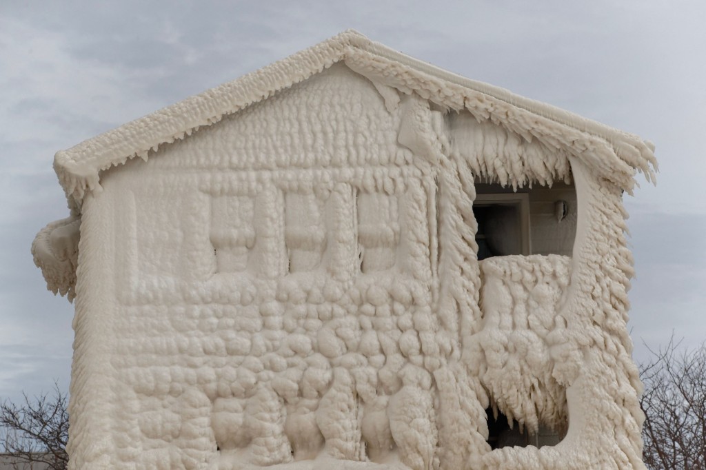 Ice clings to the facade of frozen houses within the waterfront neighborhood of Crystal Seashore in Citadel Erie, Ontario, Canada, on December 28, 2022, following a big snow hurricane that knocked out energy within the space to heaps of citizens.</body></html>” /></div>
<p>(Picture by Cole Burston / AFP) (Photograph by means of COLE BURSTON/AFP by means of Getty Photographs)”/>The Whole Thing from Niagara Falls to lighthouses has been frozen via the big kick back (Picture: AFP) </p>
<p>Many Crystal Beach locals had been left in disbelief waking as much as the whiteout prerequisites – and so they no doubt weren’t alone. </p>
<p>Vacationers were shocked to look the robust Niagara Falls had virtually frozen cast as a result of the chilly, whilst the deep freeze iced a lighthouse right into a sculpture. </p>
<p>Though this has all come with a heavy worth. </p>
<p>The demise toll from the brutal bomb cyclone – an uncommon yet tough winter hurricane – has reached more than 60/</p>
<p>Officials have mentioned the storm, which collided with the area on December 23 and lasted kind of 36 hours, is one of the worst in contemporary memory. </p>
<p><strong><strong><strong>Get involved with our information group by means of emailing us at webnews@metro.co.uk.</strong></strong></strong></p>
<p><strong>For extra stories like this, </strong><strong>test our news web page</strong>.</p>
<p>.</p>
                                                     <script>
    function pinIt()
    {
      var e = document.createElement('script');
      e.setAttribute('type','text/javascript');
      e.setAttribute('charset','UTF-8');
      e.setAttribute('src','https://assets.pinterest.com/js/pinmarklet.js?r='+Math.random()*99999999);
      document.body.appendChild(e);
    }
    </script>
                     <div class=