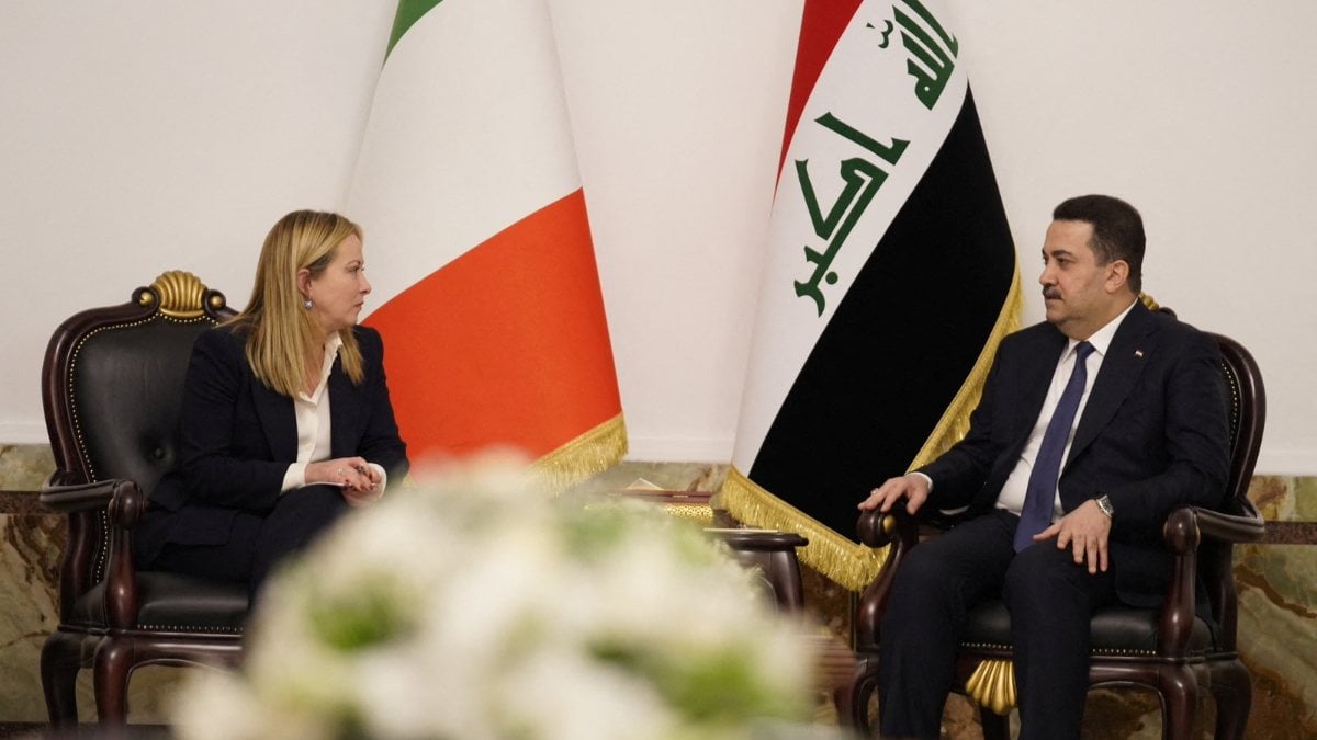 Irish flag allegedly used during Giorgia Meloni's visit to Iraq