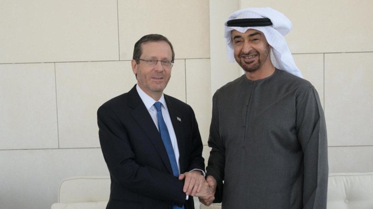 Isaac Herzog meets Mohammed bin Zayed in UAE