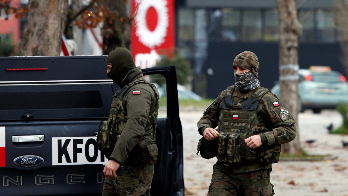 Kosovo: Serbs arrange new barricade