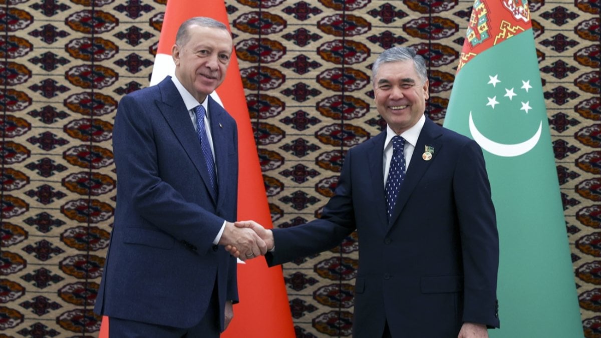 President Erdogan met with Gurbangulu Berdimuhamedov