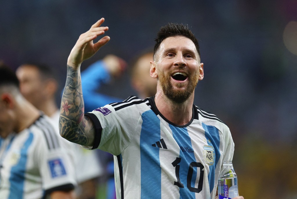 Soccer Football - FIFA World Cup Qatar 2022 - Round of 16 - Argentina v Australia - Ahmad bin Ali Stadium, Al Rayyan, Qatar - December 3, 2022 Argentina's Lionel Messi celebrates after the match as Argentina progress to the quarter finals REUTERS/Kai Pfaffenbach TPX IMAGES OF THE DAY