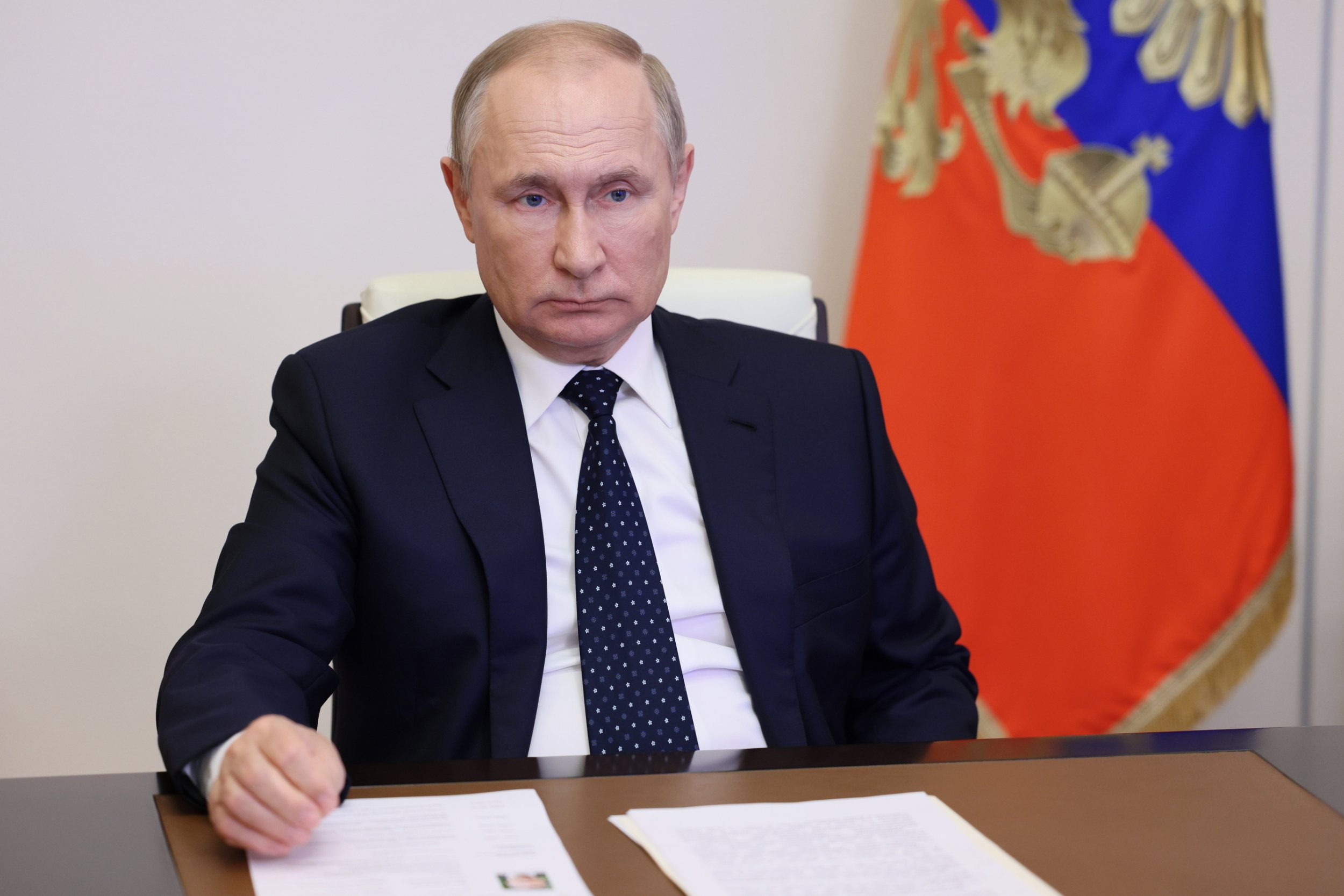 ‘Dizzy and weak’ Putin has grown more isolated in latest days, insiders claim