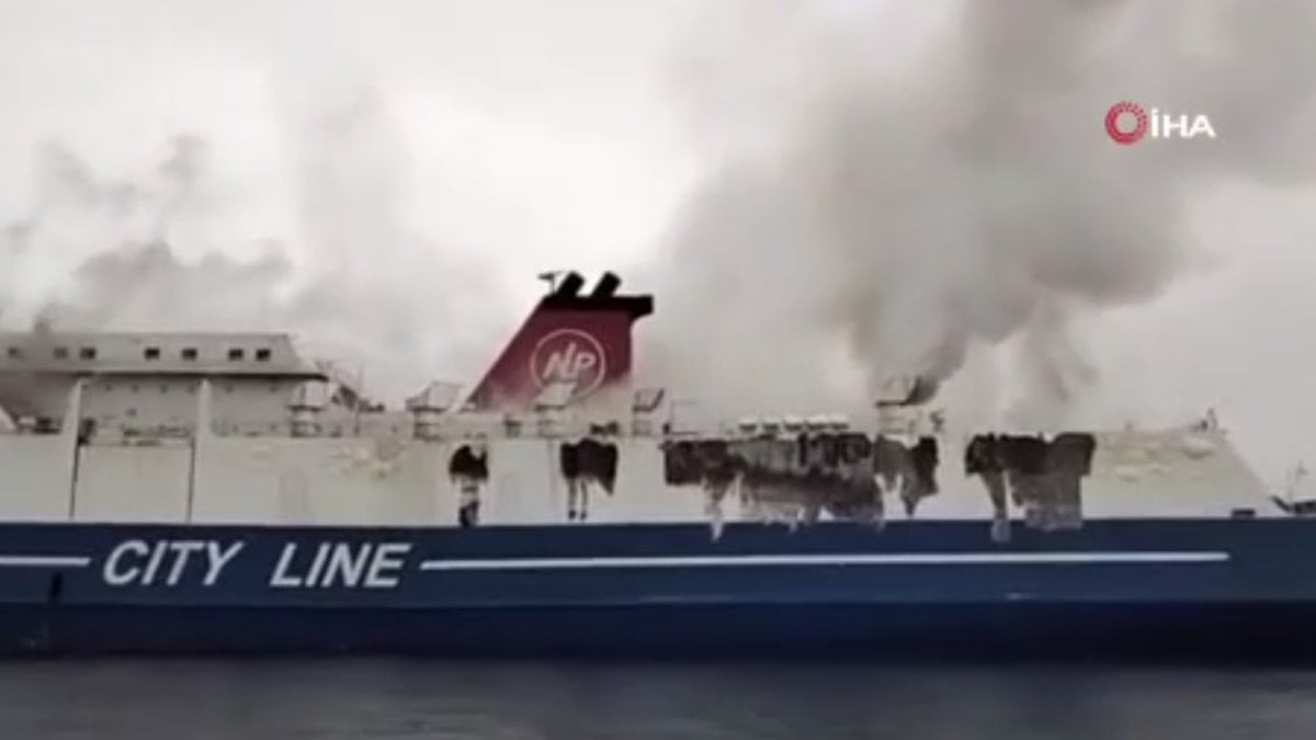 Fire on ferry carrying 271 other folks in Indonesia