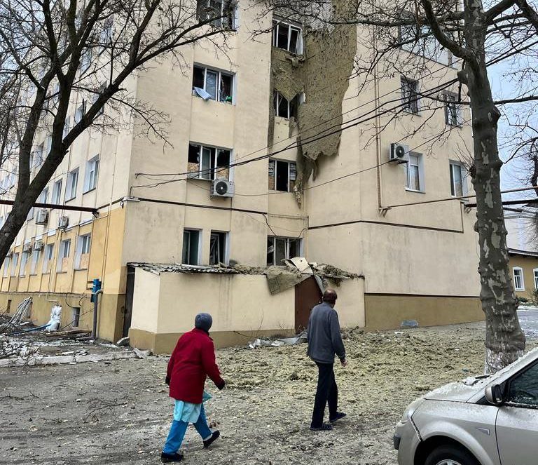 Nurse injured in shelling on hospital in Kherson According to Kherson Oblast Military Administration, Russian troops also heavily shelled residential areas in Kherson, ?killing and injuring many civilians,? on Jan. 29.