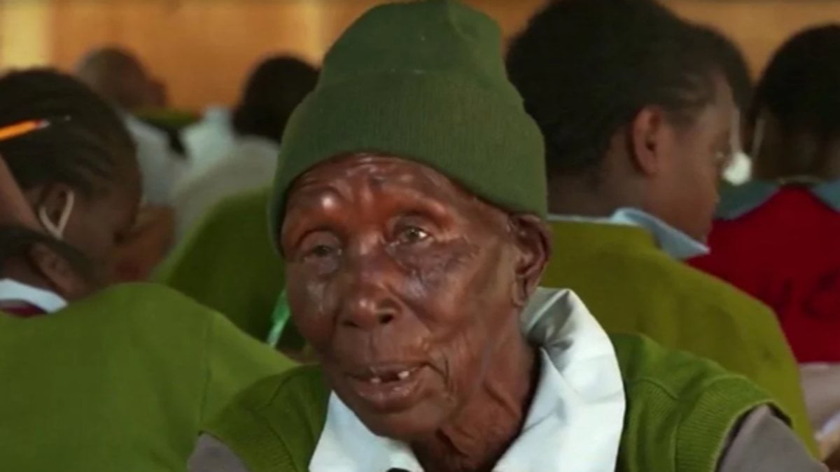 World's oldest number one school pupil dies