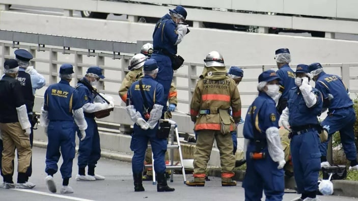 In Japan, Abe protested Shinzo's funeral, burned himself