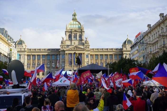 i Anti-government protest in Czechia