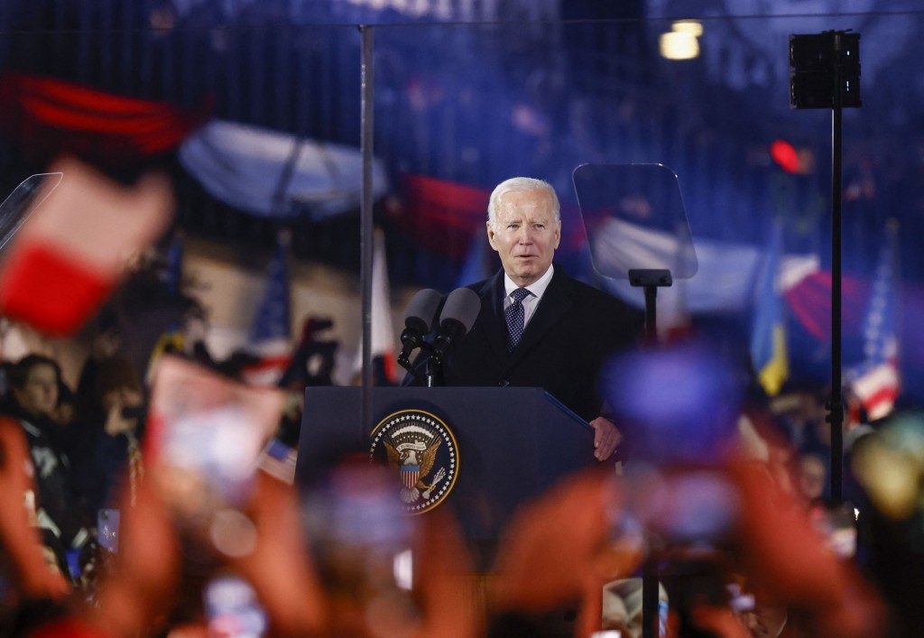 Spectators wave flags as US President Joe Biden supplies a speech on degree at the Royal Warsaw Castle Gardens in Warsaw on February 21, 2023.</body></html>” /></div>
<p>30, 2022. China on Friday, Feb. 24, 2023, known as for a stop-fire among Ukraine and Russia and the opening of peace talks as part of a 12-point thought to end the conflict. (Zhang Ling/Xinhua via AP, Record)”/>Chinese President Xi Jinping is predicted to call for peace at a UN speech these days (Picture: AP) </p>
<p>‘our relations have withstood force from the international neighborhood and are growing very stably.’</p>
<p>at the comparable day that Russia attempted to court docket China, US President Joe Biden wrapped up a three-day tour of Europe rallying Ukraine’s NATO allies. </p>
<p>Biden vowed to protect NATO as he met with the alliance’s japanese flank nations in Warsaw, Poland.</p>
<p>‘You’re on the front line for our collective defence,’ Biden instructed the leaders.</p>
<p>‘and also you understand higher than someone what’s at stake on this struggle, not only for Ukraine, however for the freedom of democracies all over Europe and round the arena.’</p>
<p>All Over a press convention lately, China’s foreign ministry spokesperson Wang Wenbin baulked whilst requested which aspect of the warfare China believes ‘started and prolonged the conflict’. </p>
<p>He told a reporter: ‘Our position is clear. We stand at the facet of peace and dialogue, and on the proper aspect of historical past.</p>
                                                     <script>
    function pinIt()
    {
      var e = document.createElement('script');
      e.setAttribute('type','text/javascript');
      e.setAttribute('charset','UTF-8');
      e.setAttribute('src','https://assets.pinterest.com/js/pinmarklet.js?r='+Math.random()*99999999);
      document.body.appendChild(e);
    }
    </script>
                     <div class=