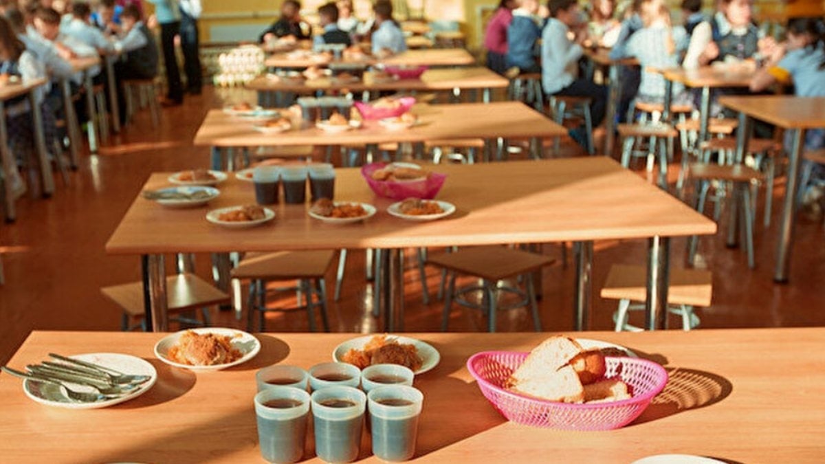 In the Netherlands, food prices have risen: Free breakfast distribution in schools is on the agenda