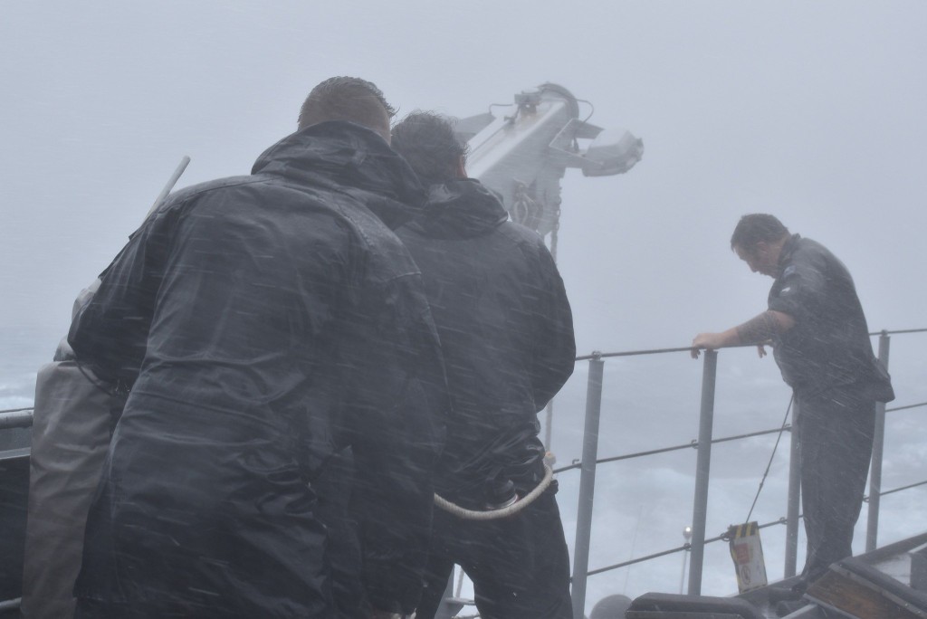 New Zealand Defence force rescues sailor Navy rescues sailor from yacht adrift in storm Frigate HMNZS Te Mana has rescued a sailor from a catamaran in distress during Cyclone Gabrielle.