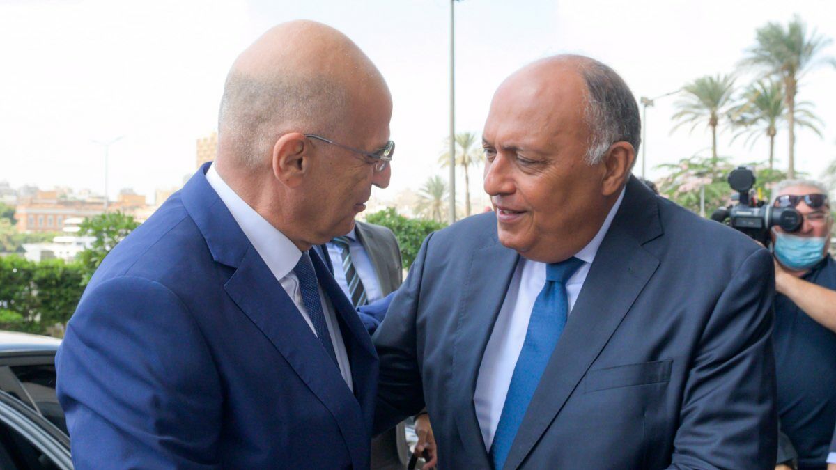 Nikos Dendias met with Samih Shukri in Egypt