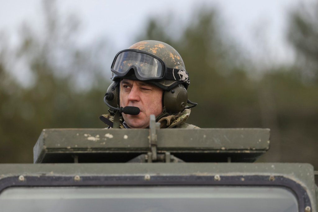 The Defence Secretary Ben Wallace met UK running shoes and Ukrainian infantrymen learning easy methods to operate the UK's Challenger 2 tank in the South-West Of England lately (22/02/2023).</body></html>” /></div>
<p>The United Kingdom used to be the primary us of a to supply Ukraine with up to date Western main struggle tanks and paved the best way for different countries including Germany to donate their very own vehicles, including Leopard tanks. The Military of Ukraine had been equipped with a spread of functions to assist them protect their territory including anti-tank weapons, armoured vehicles and Sea King helicopters. The Learning of Ukrainian squaddies, along the gifting of apparatus has been important to Ukraine?s defence, ensuring the Military of Ukraine have the data and functions they need to repel Russia?s invasion.”/>Ben Wallace mentioned Putin ‘won’t prevent’ (Image: UNITED KINGDOM MOD Crown copyright) </p>
<p>But, asked on LBC whether or not Nato-supplied fighter jets might be sent to Kyiv, he said: ‘Equipped through Nato, sure.</p>
<p>‘there is already talk, I FEEL, of an japanese Eu u . s . a . offering MiG-29s.</p>
<p>‘We’re not going to see Nato, we’re going to look international locations that are contributors of Nato doubtlessly put in air force equipment or MiG-29.’</p>
<p>This week, Putin made an appearance in Moscow and gave a speech that showed no indicators of halting the invasion.</p>
<p>He claimed he ‘didn’t get started the conflict’ in a rambling deal with that lasted with regards to two hours.</p>
<p>a diffusion of cabinet minsters, deputies and senators had been all in attendance because the deal with is broadcast around the world.</p>
<p>Putin stated the war as a ‘special army operation’ and noted the situation in Ukraine as a ‘military coup’.</p>
<p>He claimed Ukrainians have been waiting for his troops to ‘come to their help’ and that the West released a ‘genie in a bottle.’</p>
<div><img decoding=
