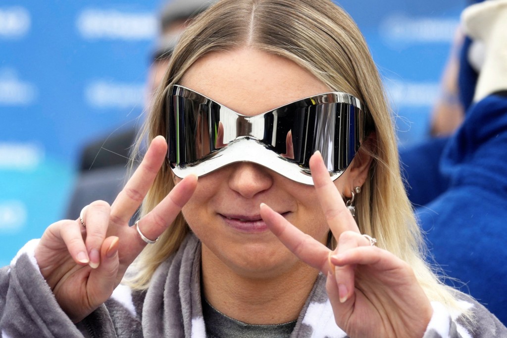 A woman reacts during European Sauna Marathon in Otepaa, Estonia February 18, 2023. REUTERS/Ints Kalnins