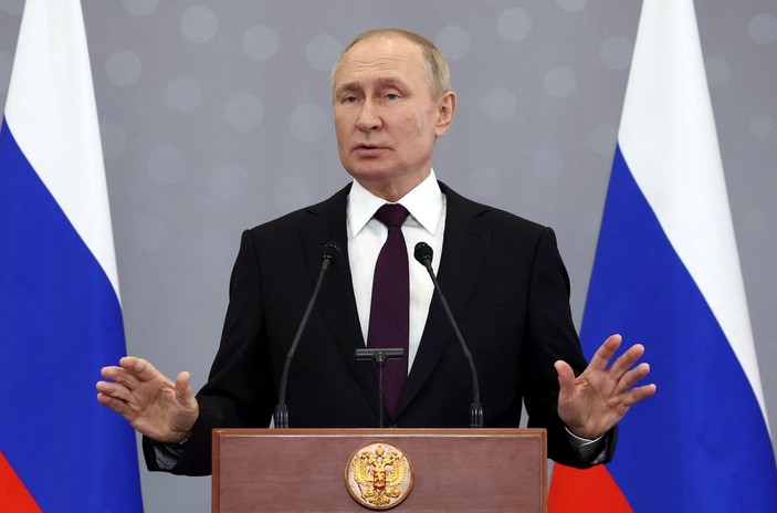 Rus halkının Vladimir Putin'e güveni yüzde 80'in üzerinde