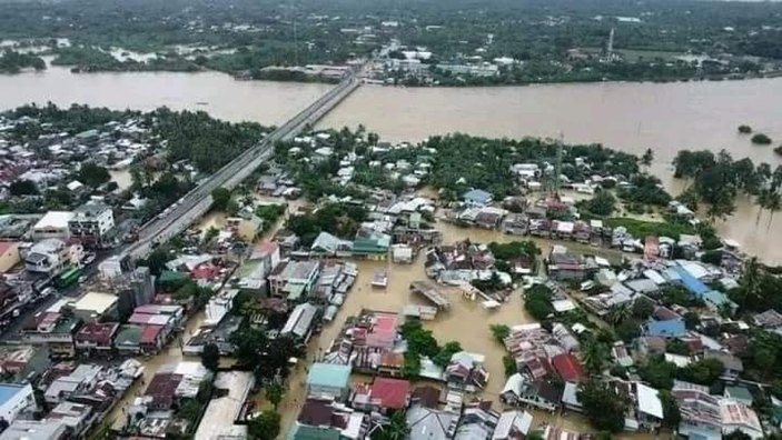 Filipinler’de Nalgae Tayfunu’nun bilançosu ağırlaşıyor: 150 ölü