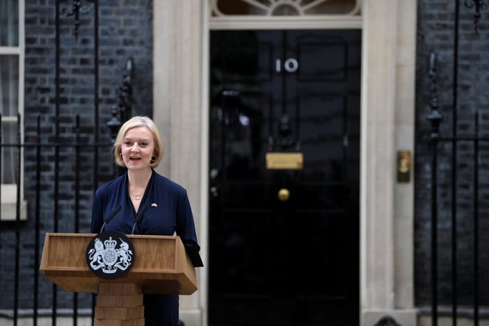 İngiltere Başbakanı Liz Truss istifa etti