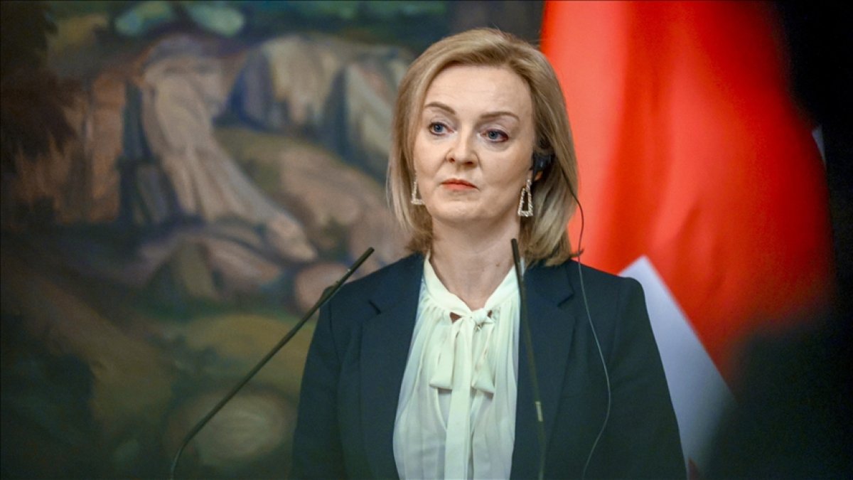 İngiltere de Liz Truss ın yerine Boris Johnson ın gelmesi isteniyor #1