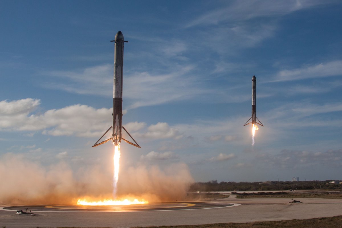 SpaceX’in Falcon Heavy roketi 2019’dan bu yana ilk kez uzaya fırlatıldı #2